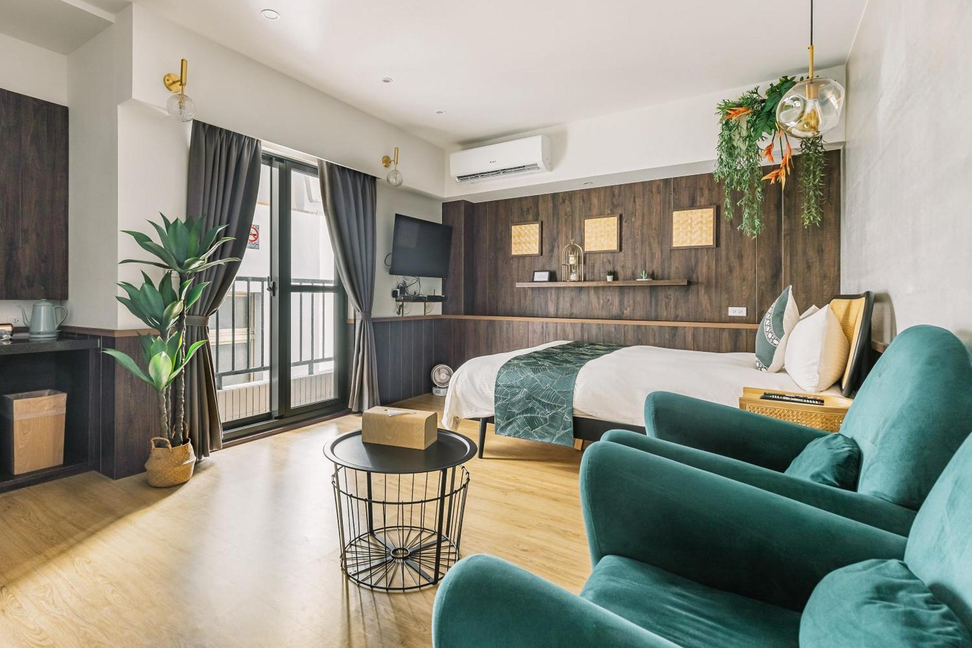 Nan Nan Hotel Kaohsiung Exterior photo